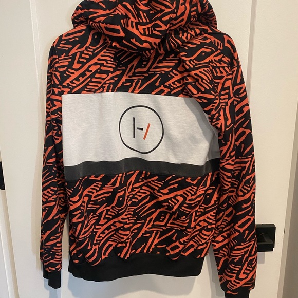 Twenty one pilots Blurryface T-Shirt + Zip-Up Hoodie Bundle, Size Small (S/P) - Picture 3 of 3
